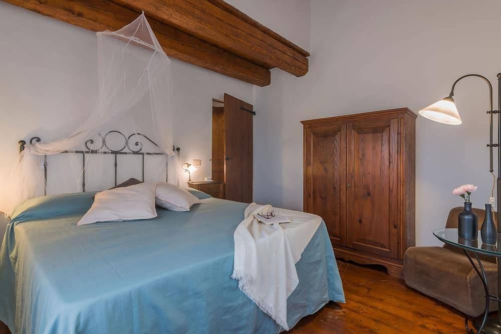 Casa Rossa - Private Villa, 7 Zimmer, Pool, Wlan,Haustiere, Strände 6 km, Marken in San Costanzo, Valle del Metauro