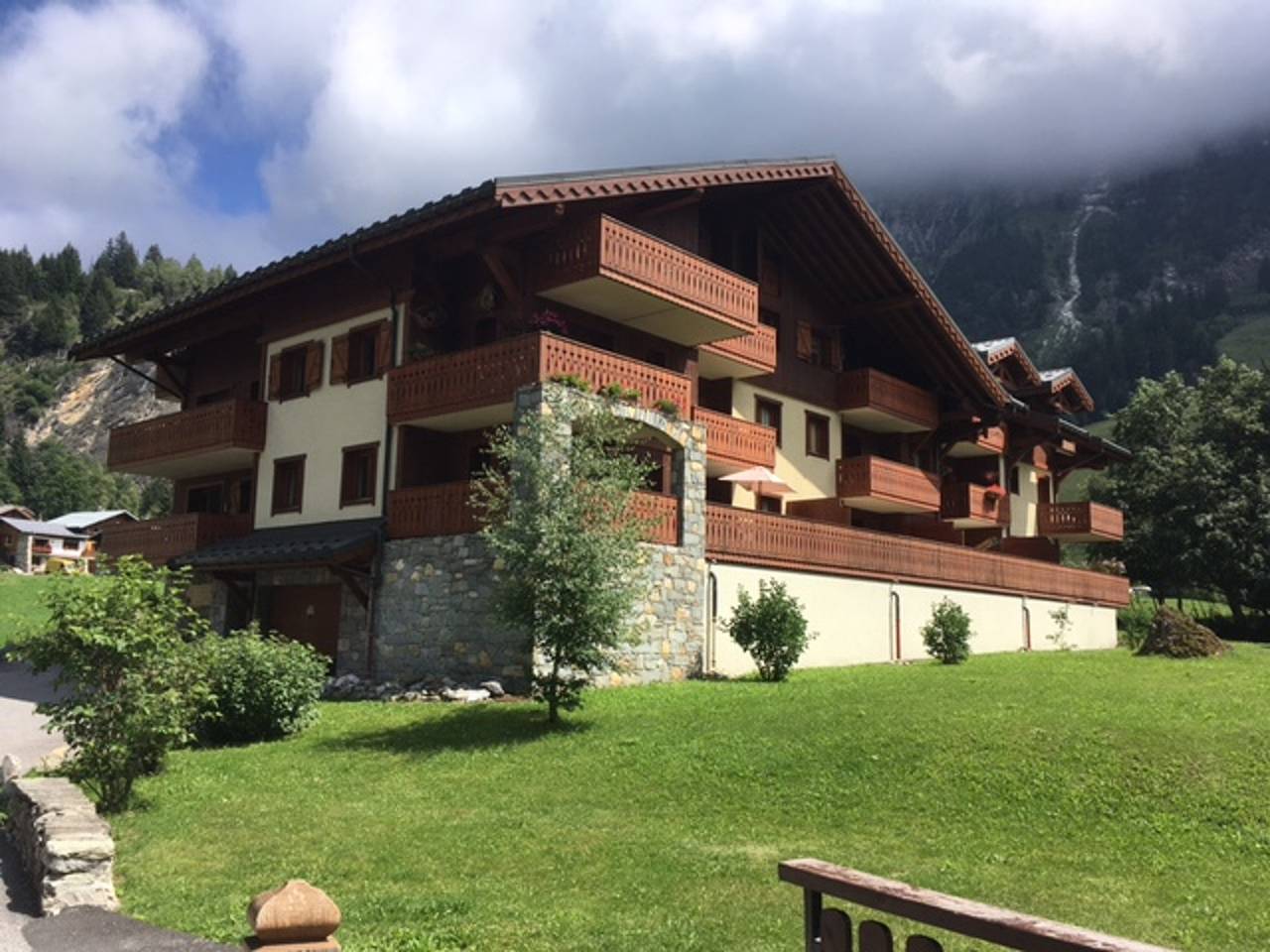 Appartement entier, Appartement accueillant à Pralognan-la-Vanoise avec balcon et vue in Pralognan-la-Vanoise, Massif de la Vanoise