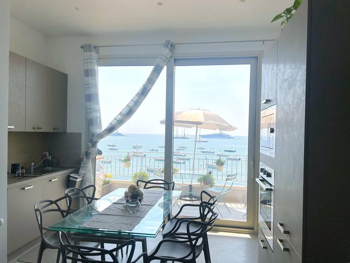 Gîte pour 6 personnes, avec balcon, adapté aux familles à Giardini-Naxos - 3