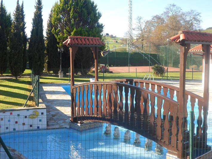 Chalet para 4 personas, con jardín además de piscina y terraza en Cantabria - 3