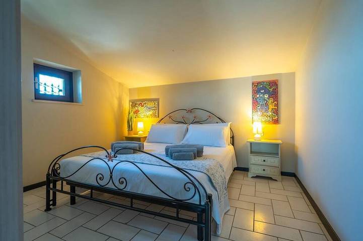 Under The Starr ten minutes from the lake cozy attic apartment. in Valeggio sul Mincio, Provincia de Verona