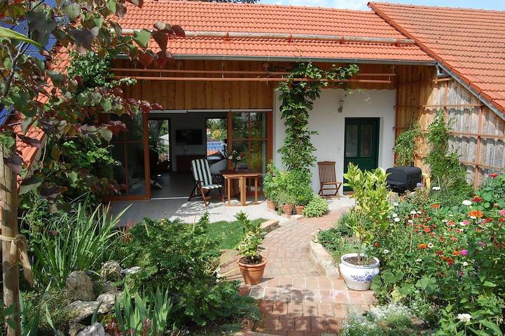 Ferienwohnung für 2 Personen, mit Garten - 1