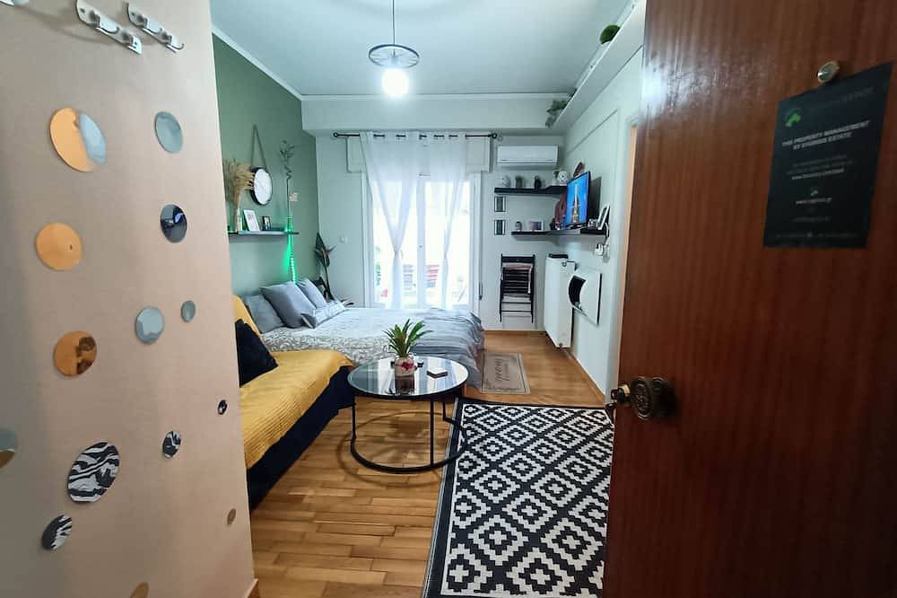 Ganze Wohnung, Sunny Studio in Zentral-Athen, Athen