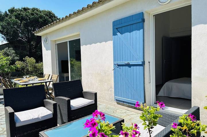 Villa for 6 people, with terrace and garden - 1