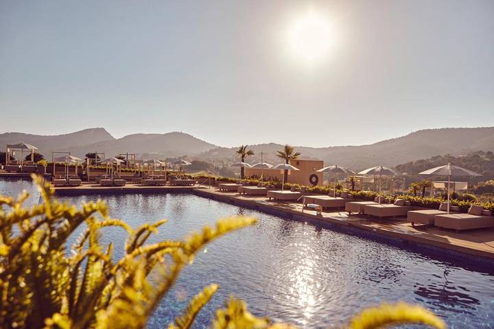 Location de vacances pour 2 personnes, avec piscine et vue ainsi que jardin et sauna dans Camp de Mar - 3