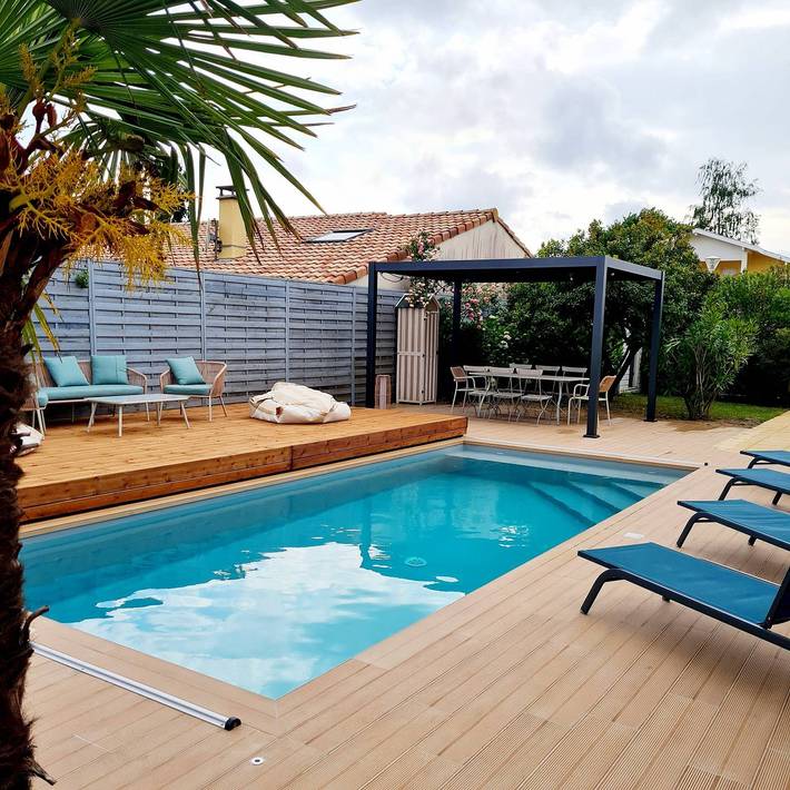 Appartement de vacances pour 9 personnes, avec piscine, adapté aux familles dans Biscarrosse (bourg)