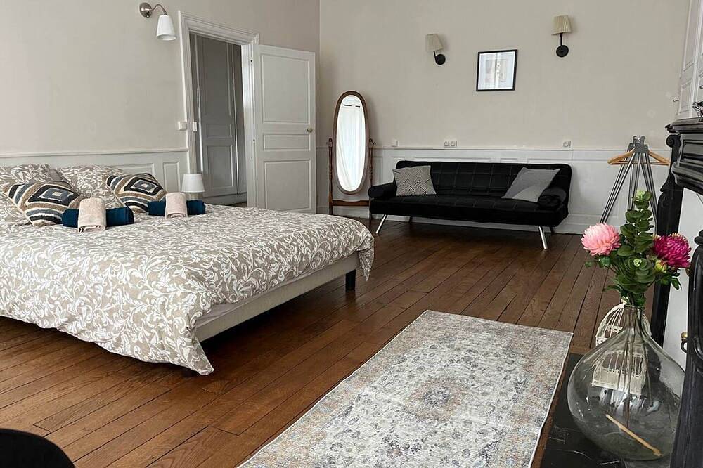 Entire apartment, Villa Louana - number 2 in Aubusson, Aubusson region