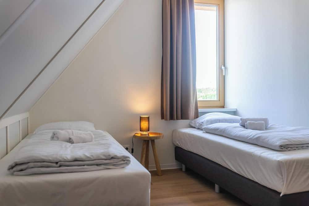 Villa met 4 slaapkamers en 2 badkamers in Cadzand, Zeeuwse Kust