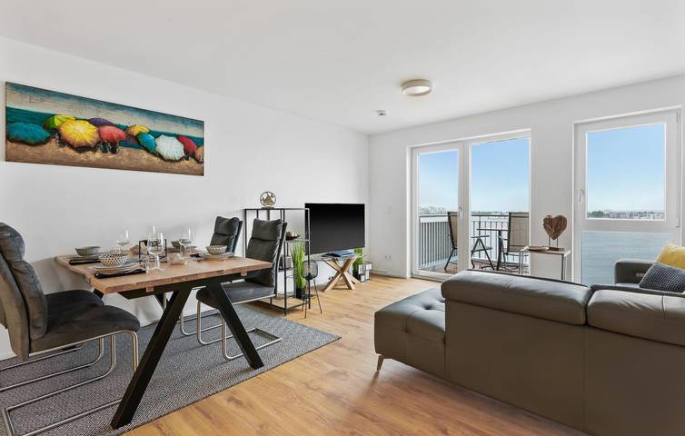 Ganze Ferienwohnung, Apartment mit Meerblick, Terrasse, Parkplatz und Internet in Olpenitz, Kappeln