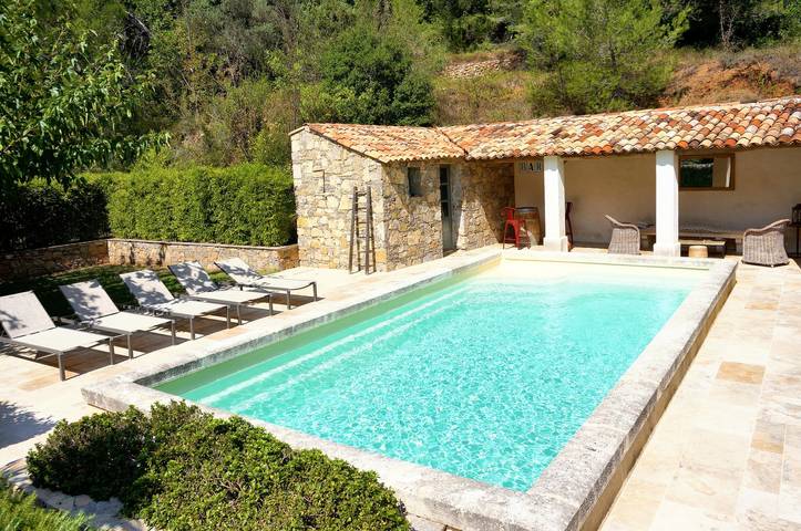Gîte pour 10 personnes, avec piscine, animaux acceptés à Le Luc - 4