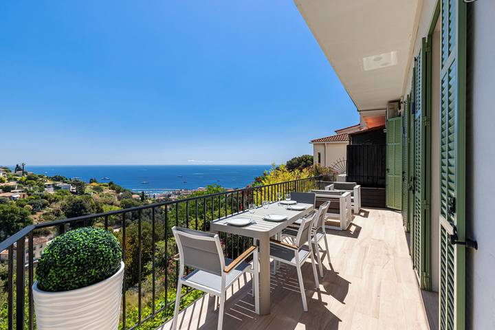 Gîte pour 4 personnes, avec terrasse à Villefranche-sur-Mer - 2