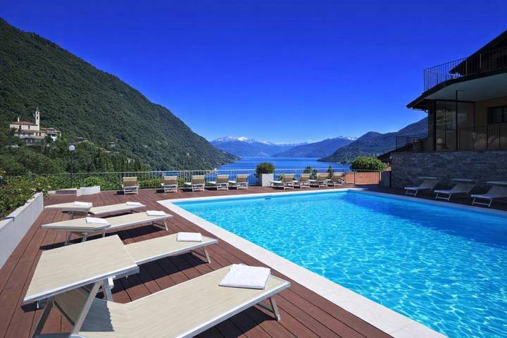 Gîte pour 2 personnes, avec piscine ainsi que terrasse et vue sur le lac à Argegno - 3