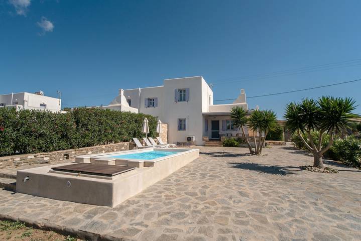 Casa vacanza per 8 persone, con piscina per bambini e giardino in Paros