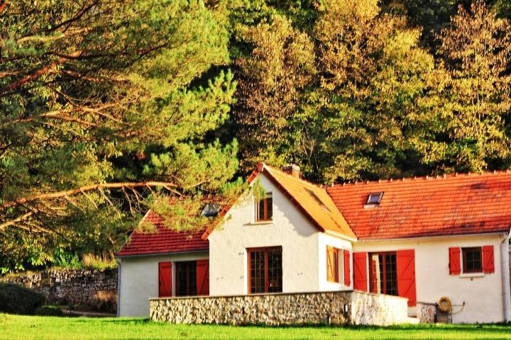 Maison de vacances pour 7 personnes, avec terrasse ainsi que vue sur le lac et jardin
