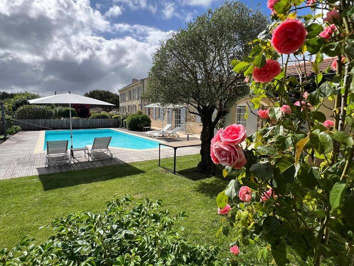 Gîte pour 6 personnes, avec piscine et jardin à Soussans - 3