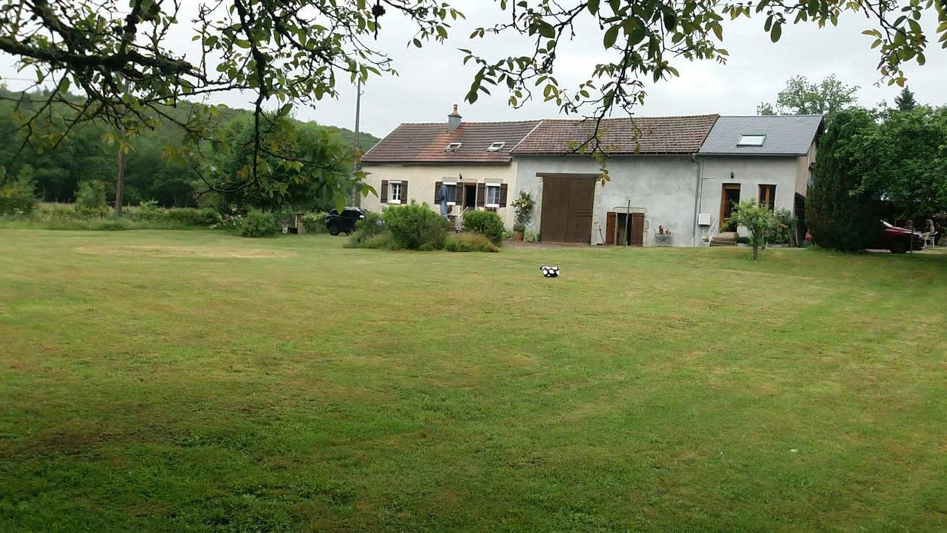 Chambres d'Hôtes Le Châtaignier - Studio Le Châtaignier in Planchez, Lac des Settons