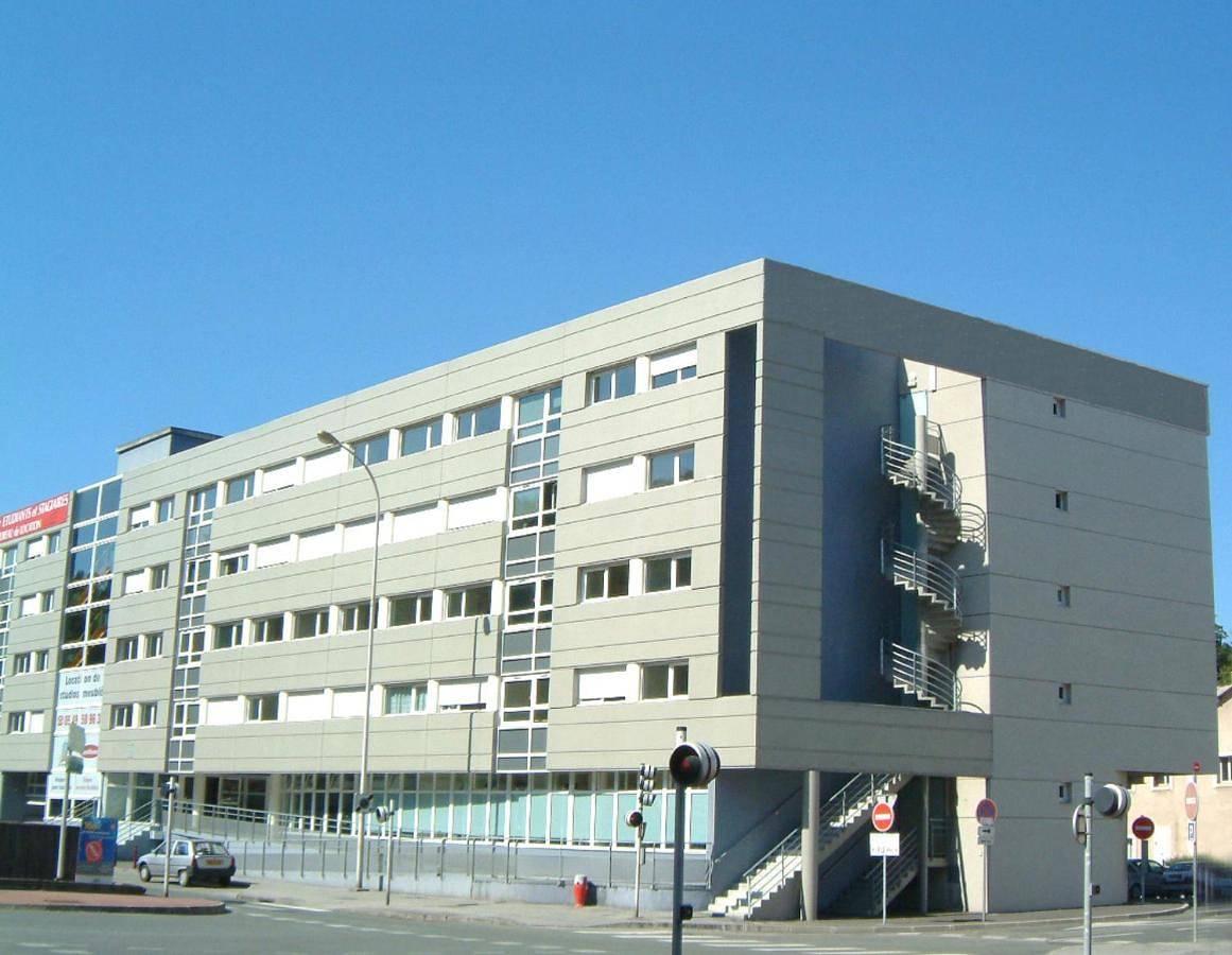 Séjours & Affaires Poitiers Lamartine in Poitiers, Vienne (France)