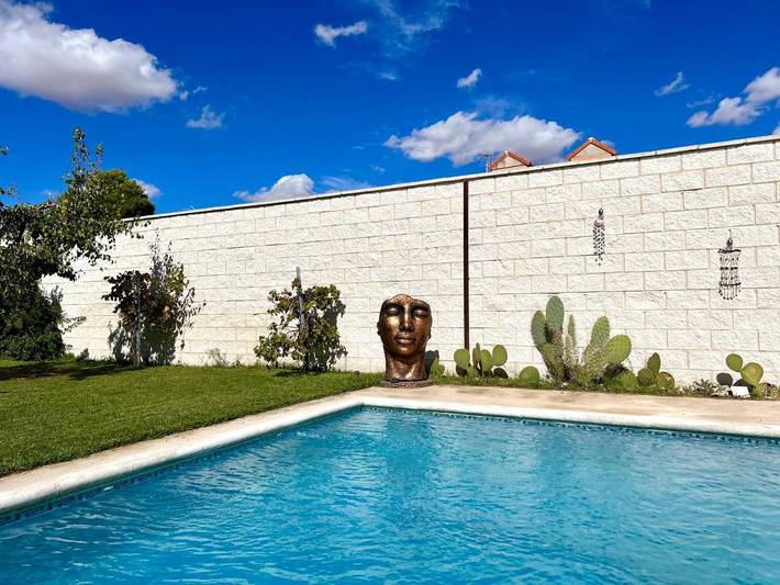 Casa rural para 8 personas, con Terraza y Jardín además de Piscina y Vistas en Alcabón - 2