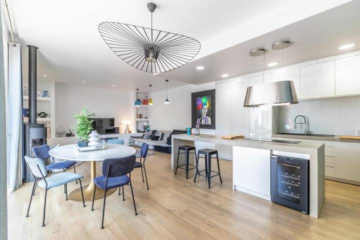 Casa de vacaciones para 6 personas, con piscina además de terraza y jardín - 1