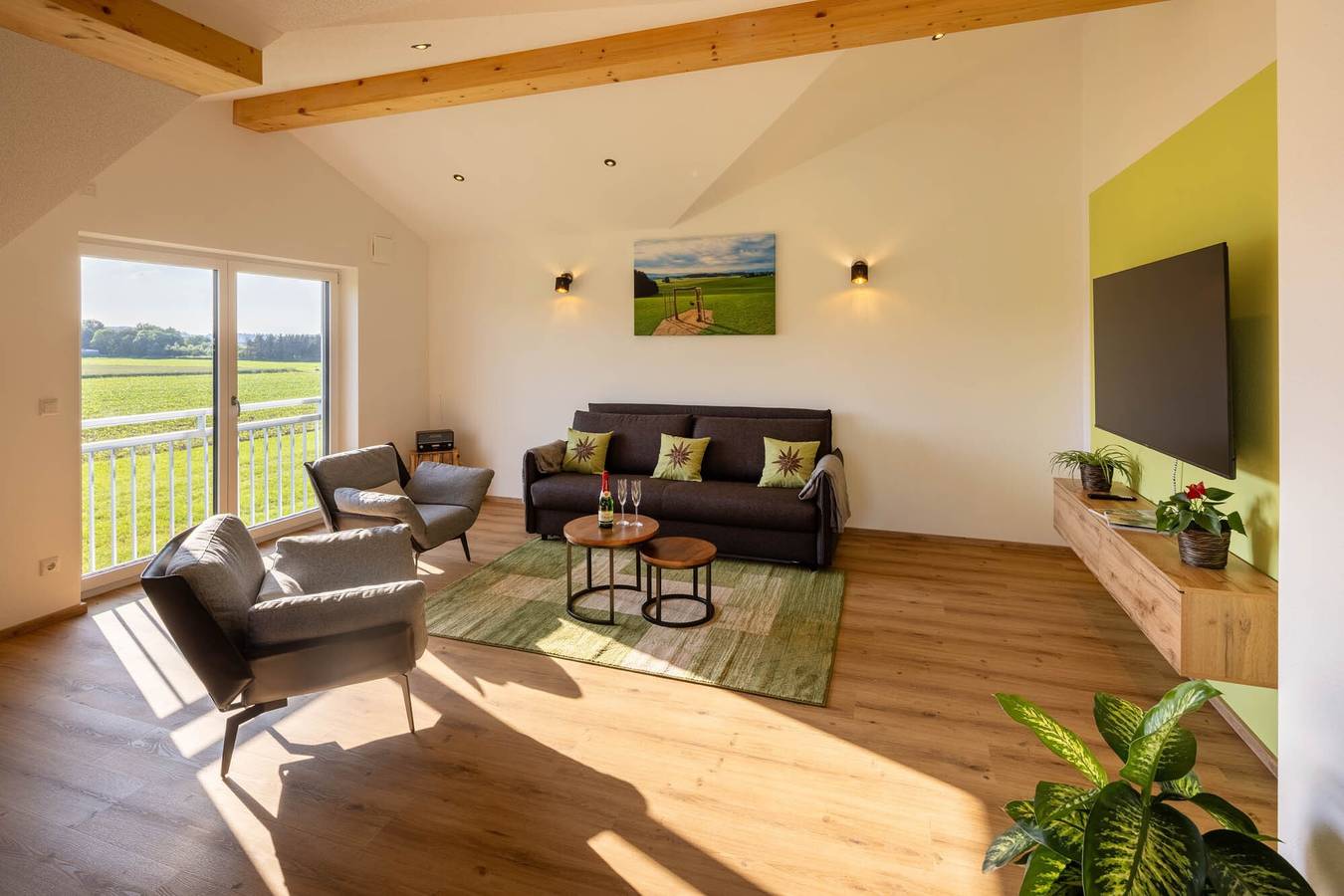Ganze Wohnung, Ferienwohnung Egg-Hof" mit Bergblick, privater Terrasse und Wi-Fi in Bad Grönenbach, Bayerisch Schwaben