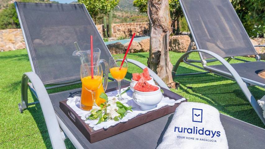 Finca für 2 Personen, mit Balkon/Terrasse in Coín - 2