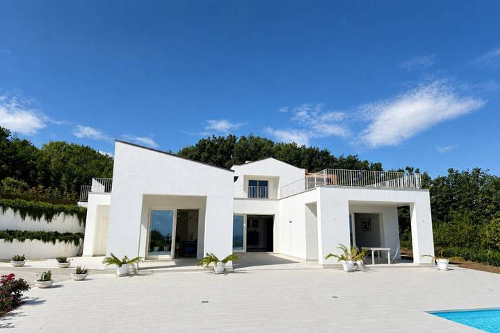 Villa Eben by MMega in Acquaviva Picena, Riviera delle Palme