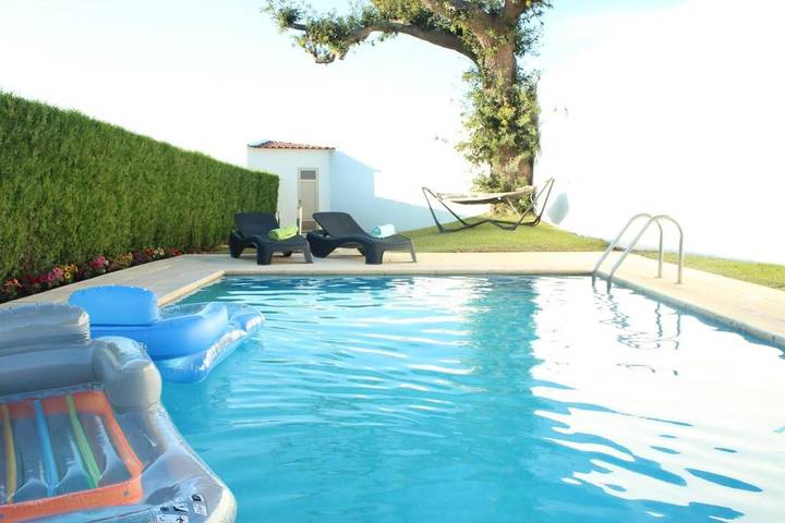 Casa de férias para 6 pessoas, com Jardim e Piscina em Paradela