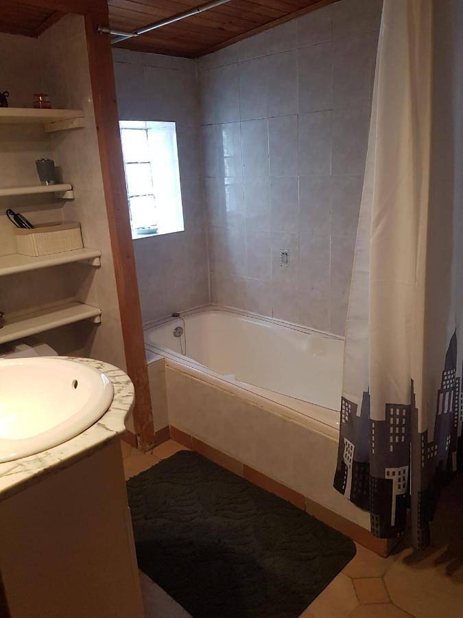 Location de vacances pour 4 personnes, avec jardin dans Carla-de-Roquefort - 4