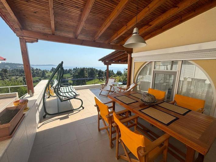 Ferienhaus für 5 Personen, mit Ausblick und Garten sowie Pool - 1