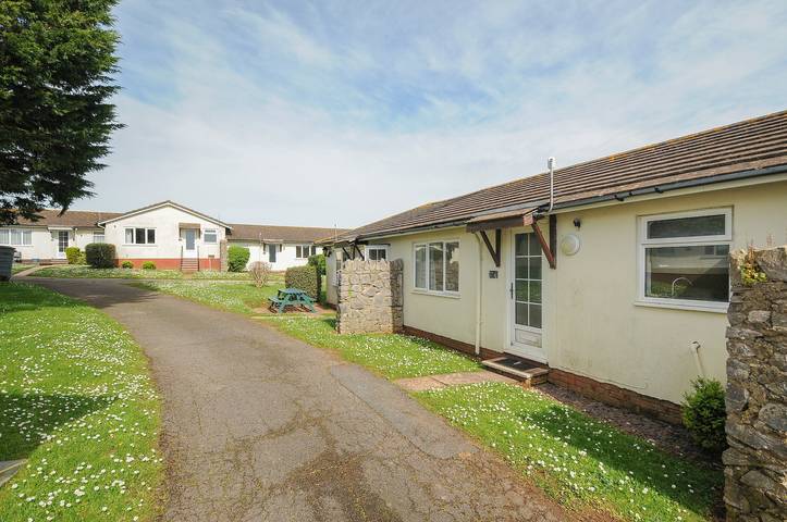 Holiday home for 4 people, with garden and pool in Brixham