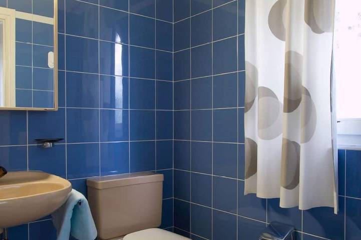 Romantic Studio with magnificent View of Lago Maggiore & Alps in Ronco sopra Ascona, Ticino Alps and Verbano