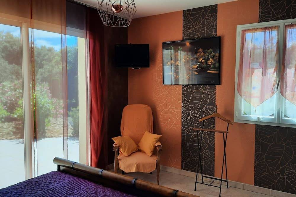 Villa Nueva en el Corazón de Luberon in Bonnieux, Parque natural regional del Luberon