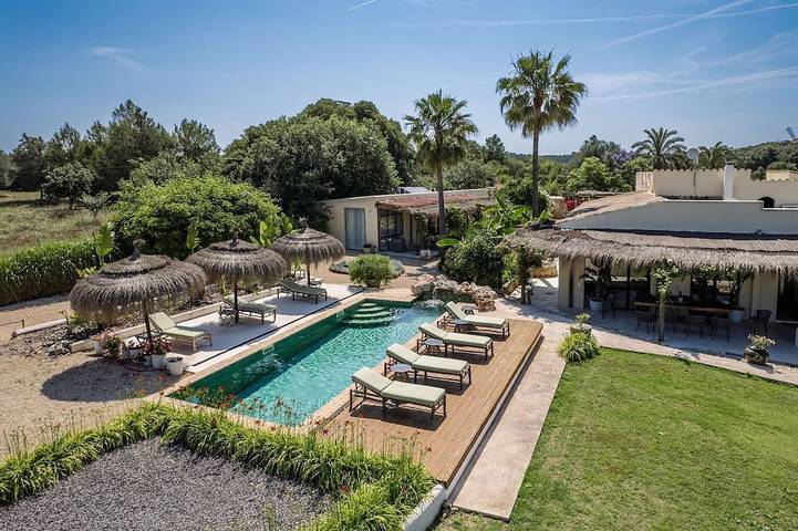 Ferienhaus für 14 Personen, mit Garten und Balkon in Llubí