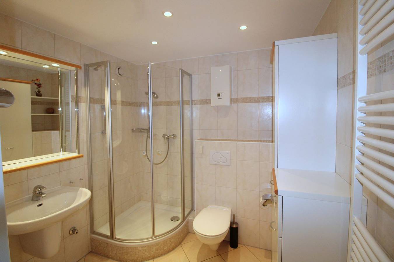 Ganze Wohnung, Ferienwohnung mit Meerblick, Balkon und Sauna in Cuxhaven in Duhnen, Cuxhaven