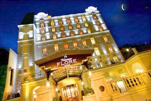 Hôtel Princesse Flore in Royat, Parc naturel régional des Volcans d'Auvergne