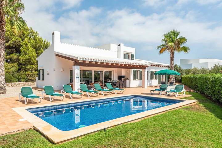 Villa for 10 people, with terrace - 1