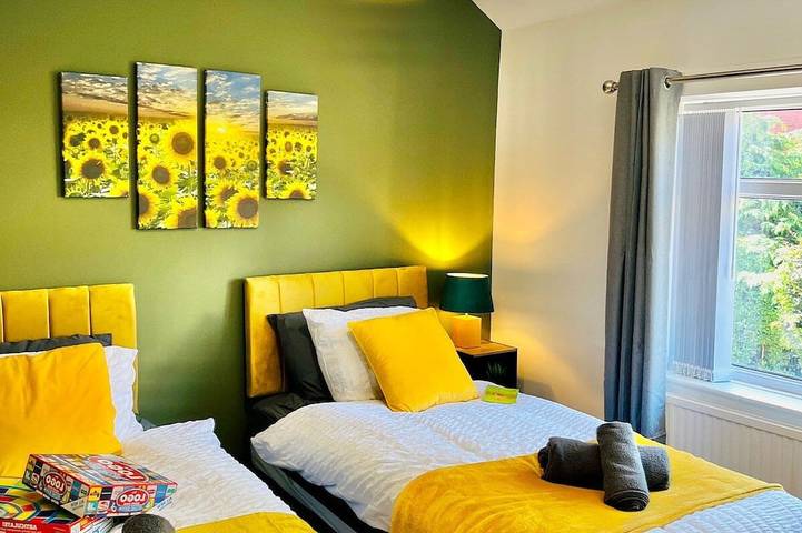 Your 3Br Home From Home in Preston Sleeps 6 in Preston, Lancashire