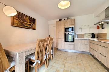 Maison De Vacances pour 8 Personnes dans Saint-Cyr-sur-Mer, Région de Toulon, Photo 4