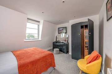 Holiday Rental for 8 People in Southsea, Portsmouth, Photo 4