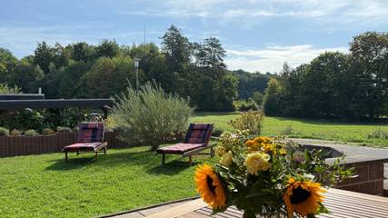 Ferienhaus für 2 Personen, mit Whirlpool und Garten sowie Terrasse in Diemelstadt