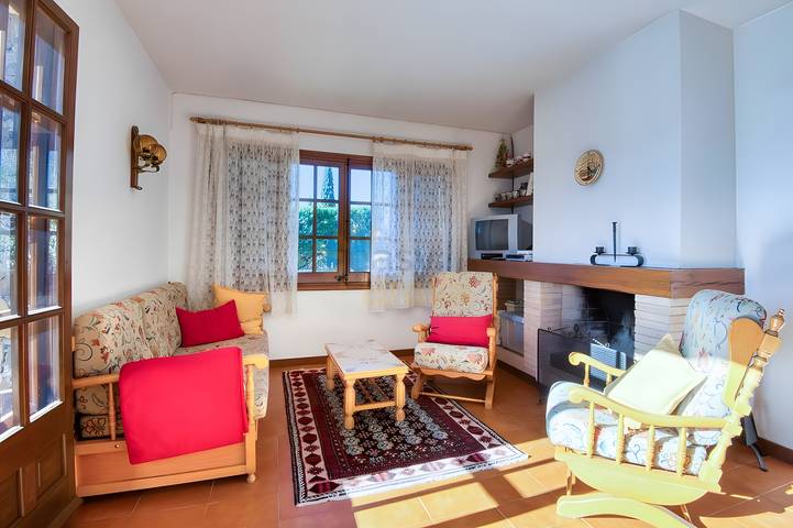 Schönes Haus mit herrlicher Aussicht in Cabanyes, Calonge