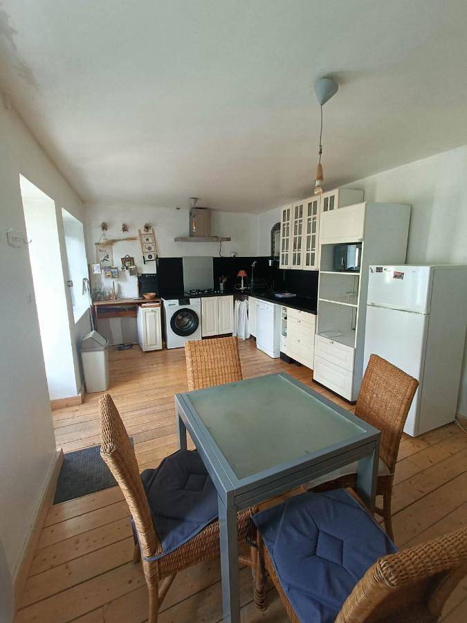 Gîte pour 5 personnes, avec balcon à Mirabel - 3