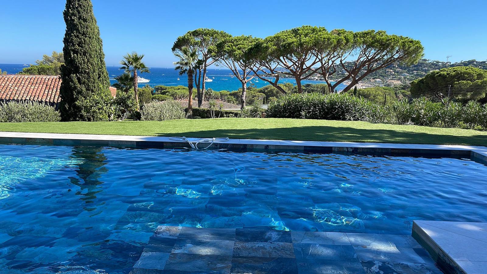 Villa 'Le Gabian' con vistas al mar, Wi-Fi y aire acondicionado in La Nartelle, Sainte-Maxime