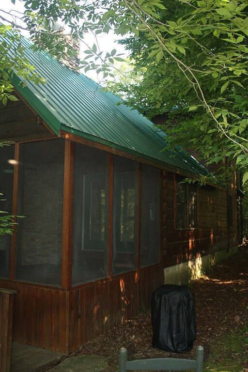 Über den Bäumen - Blockhaus - $ 130 pro Nacht in Sevierville, Sevier County