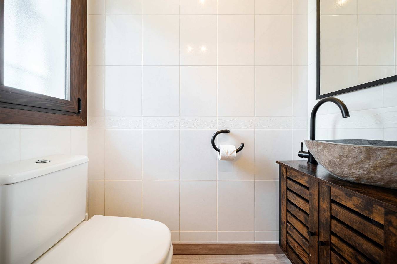 Apartamento entero, Apartamento de vacaciones para 5 personas con jardín in Marbella Este, Marbella