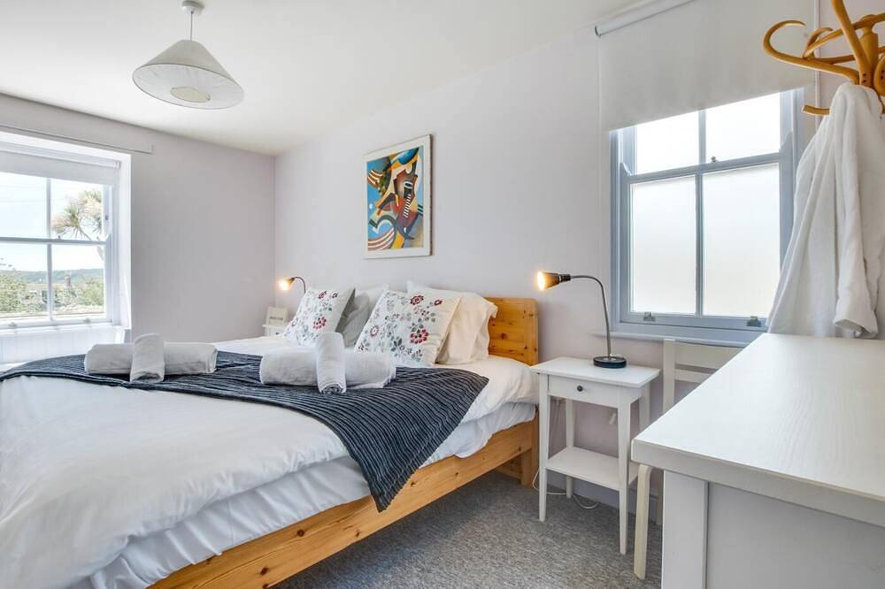 3 Bed in Penzance (oc-26chap) in Penzance, Cornwall