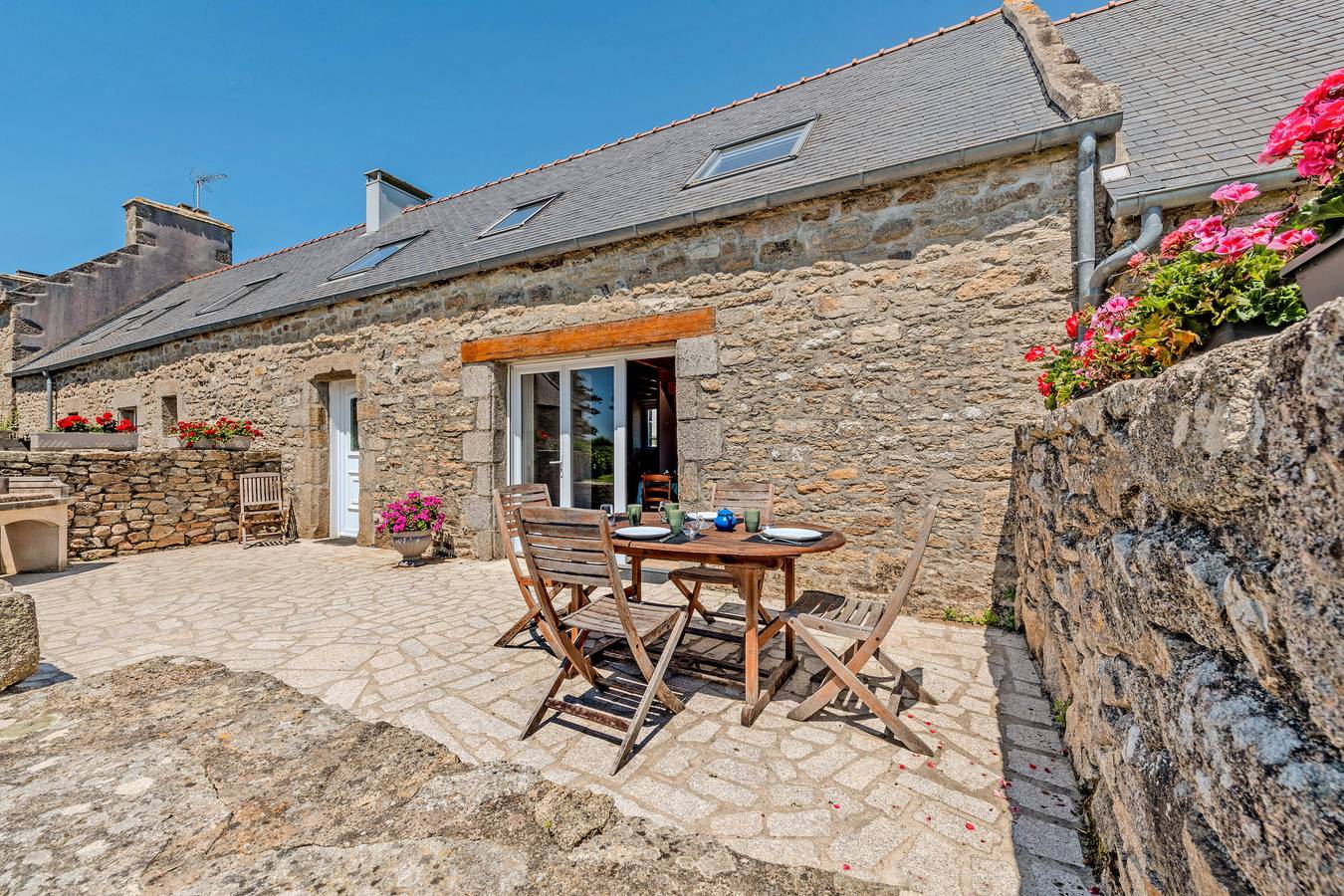 Casa de vacaciones 'Le Gîte Vert 3' con terraza privada y jardín compartido in Porspoder, Región de Brest