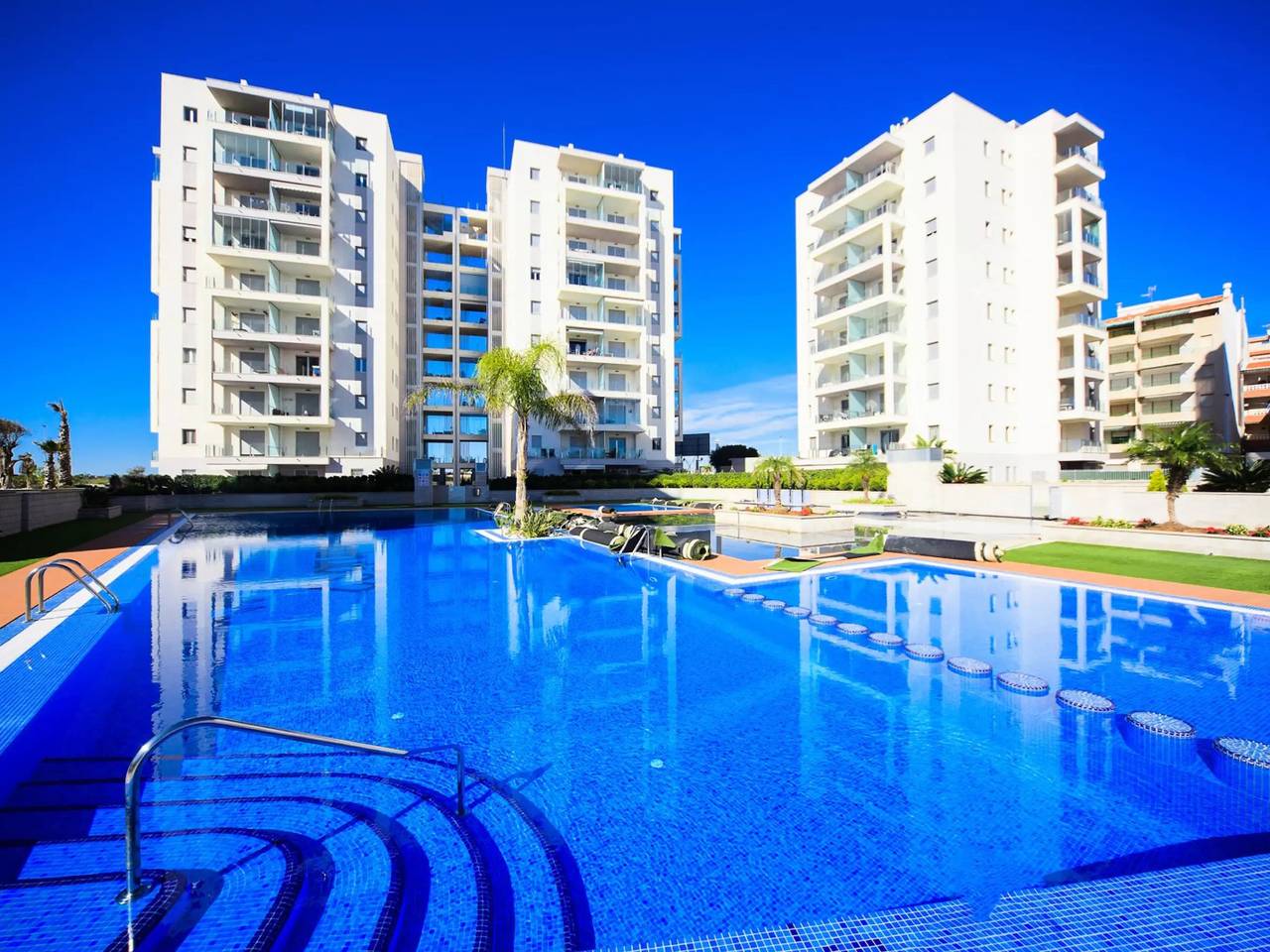 Apartamento entero, 3 estancias 4 Personas in Torrevieja, Costa Blanca