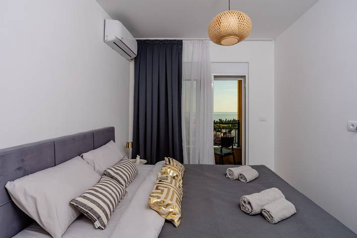 Apartamento entero, Lux One Bedroom Apartment in Šušanj, Montenegro Coast