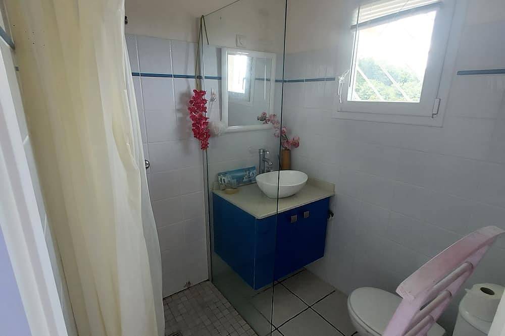 Apartamento entero, Large, bright and quiet studio with sea view in Le Carbet, Martinica